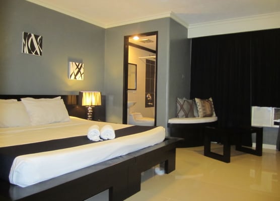 Richmond Plaza Hotel 1