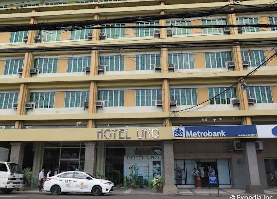 Hotel Uno 1