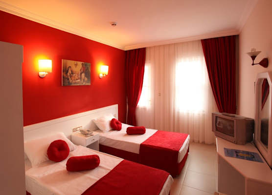 Destina Hotel 1