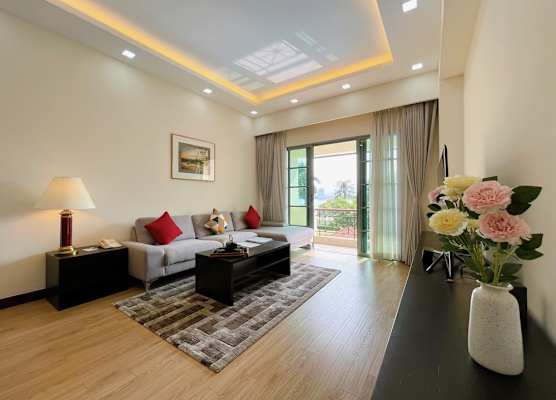 Diamond Westlake Suites 1