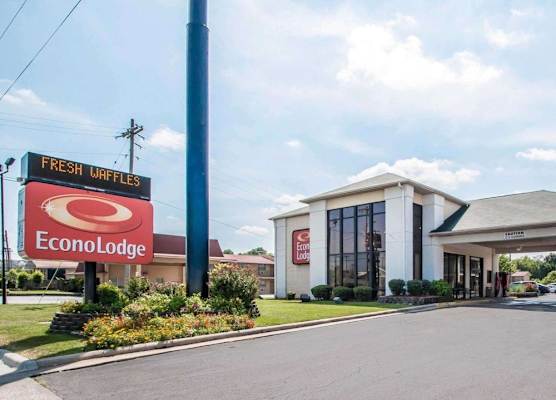 Econo Lodge Springfield I-44 1