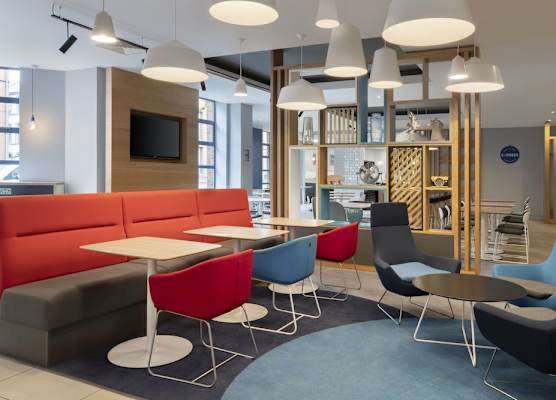 Holiday Inn Express BELFAST CITY by IHG 1