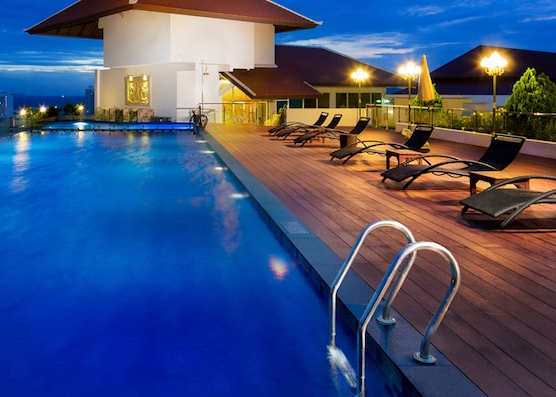 Aiyara Grand Hotel 1