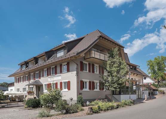 Landhotel Gasthaus zum Pflug 1