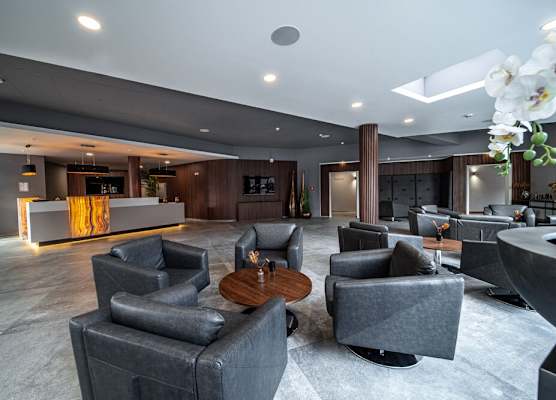EE Hotel 1