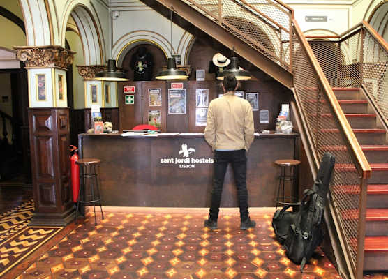 Sant Jordi Hostels Lisbon 1