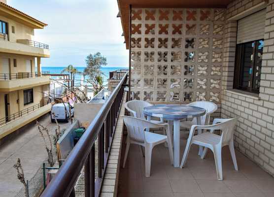 Apartamentos Bernat 3000 1