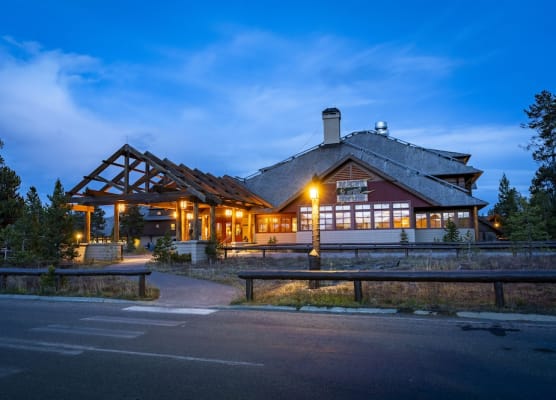 Old Faithful Snow Lodge & Cabins - Inside the Park 1