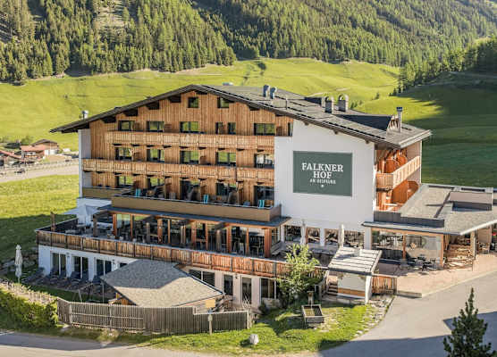 Naturhotel Falknerhof 1