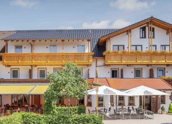Gasthof Zur Burg 1