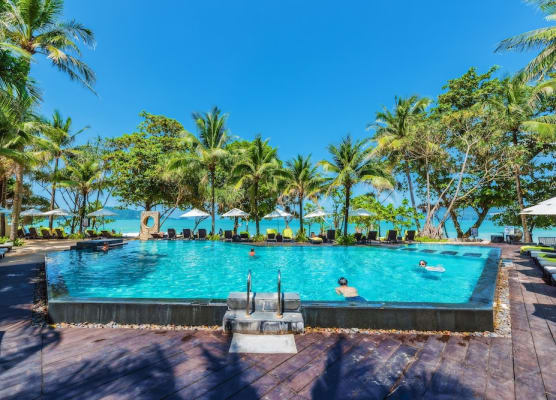 Impiana Beachfront Resort Patong, Phuket 1