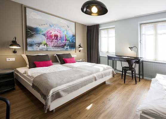 Hotel Roses 1