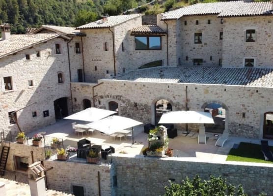 Torre Del Nera Albergo diffuso & Spa 1