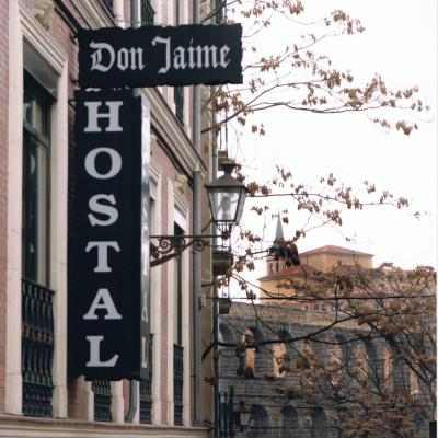 Hostal Don Jaime I y II 1