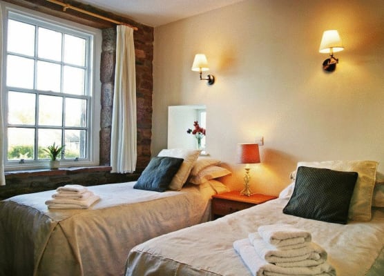 Ecclefechan Hotel 1
