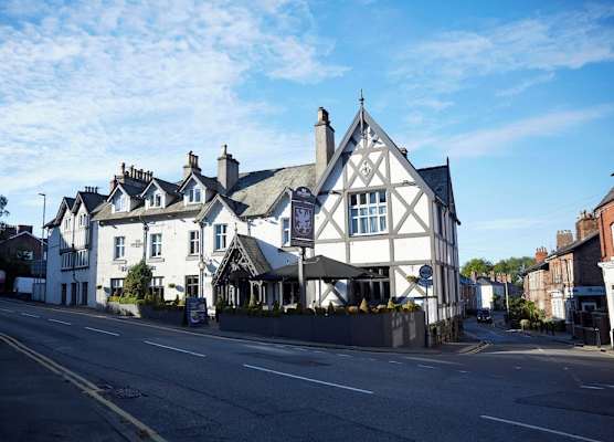 De Trafford Arms by Chef & Brewer Collection 1