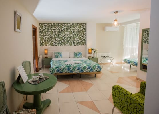 Hostal Escala Suites 1