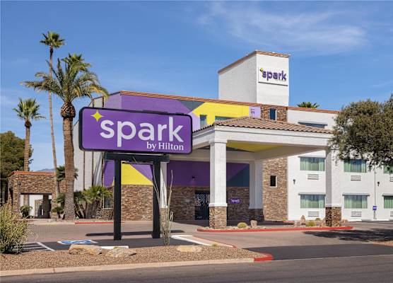 Spark by Hilton Tucson Reid Park 1