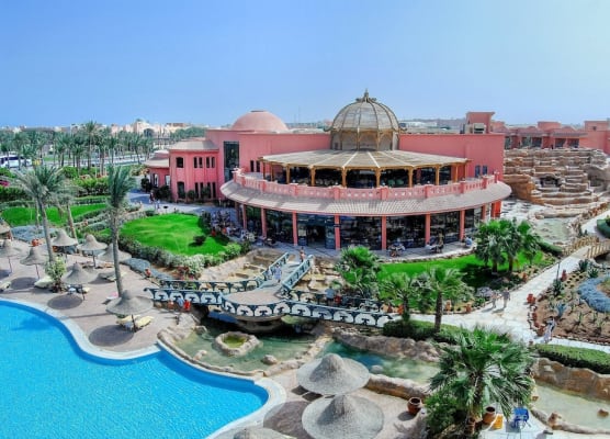 Parrotel Aquapark Resort 1
