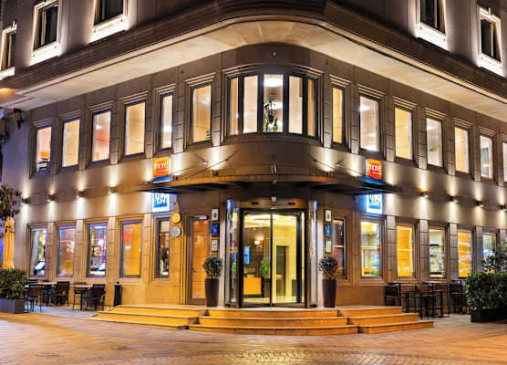 Midtown Hotel 1