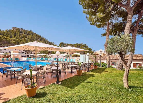 Universal Aparthotel Don Camilo 1