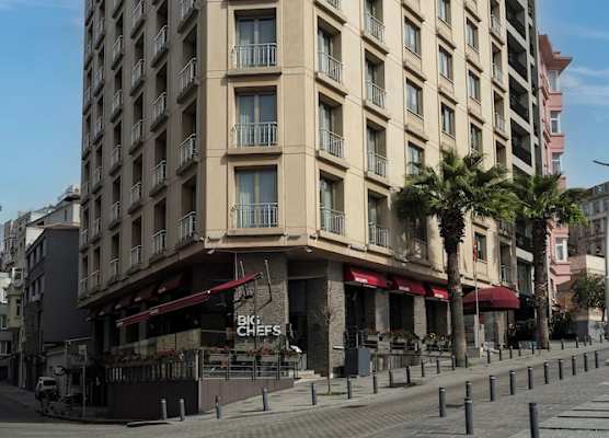 Continental Hotel Pera 1