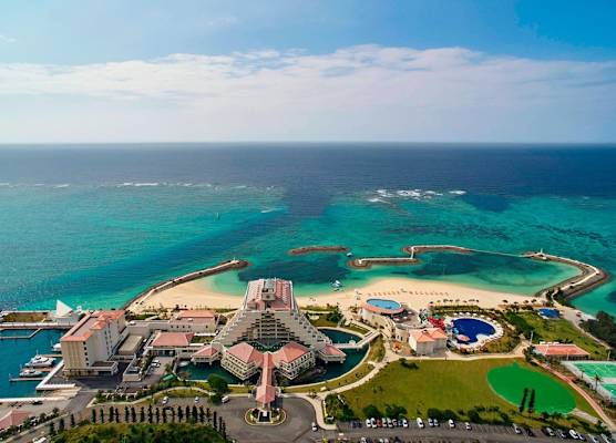 Sheraton Okinawa Sunmarina Resort 1