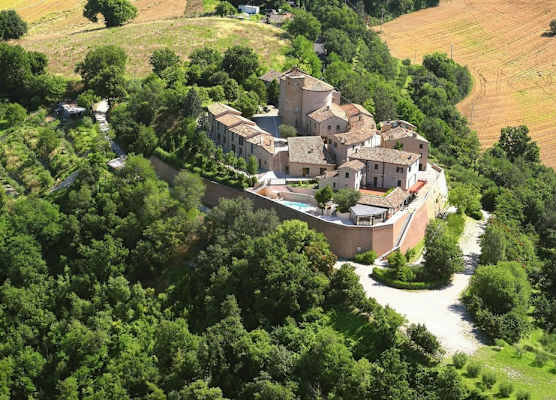 Casa Oliva borgo del Benessere delle Marche 1