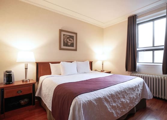 Hotel St-Denis 1