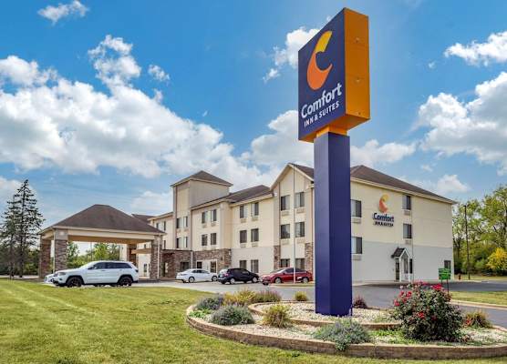 Comfort Inn & Suites North Aurora - Naperville 1