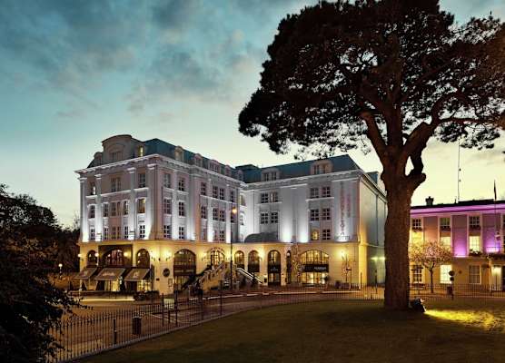 Killarney Plaza Hotel & Spa 1