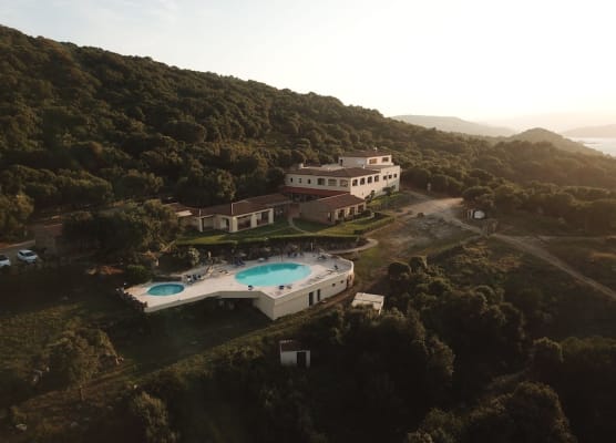 Hotel Valkarana Country Relais 1