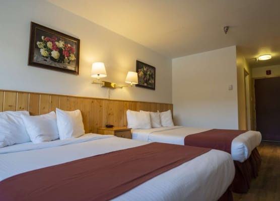 Canadas Best Value Inn- Riverview Hotel 1