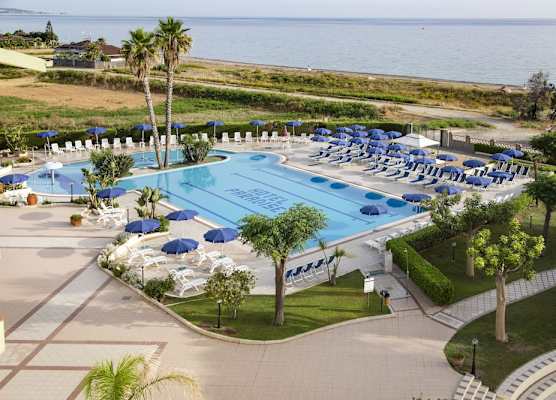 Hotel Village Paradise 1
