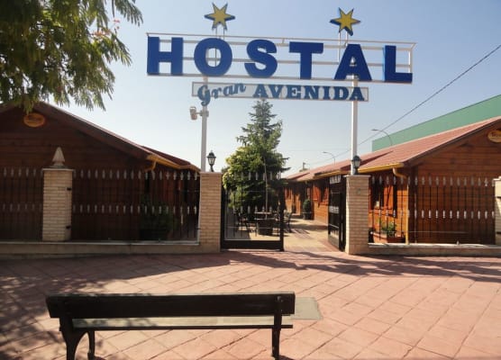 Hostal Gran Avenida 1