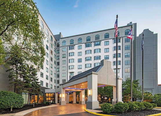 Sheraton Suites Columbus Worthington 1