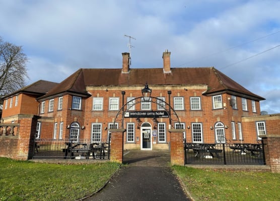 Wendover Arms Hotel 1