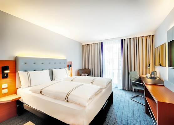 Premier Inn Frankfurt City Europaviertel 1