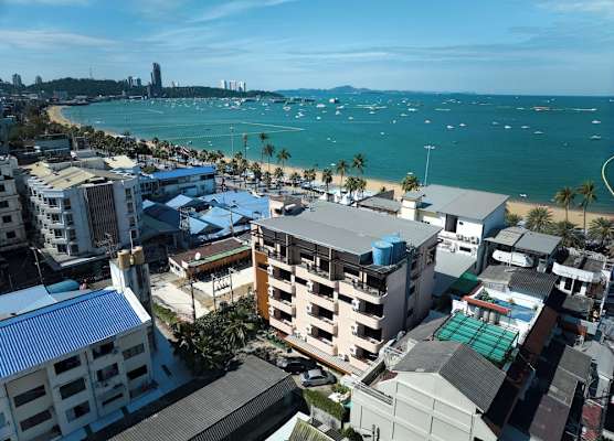 The Weekend Pattaya (Tweet Tweet Nest Pattaya) 1