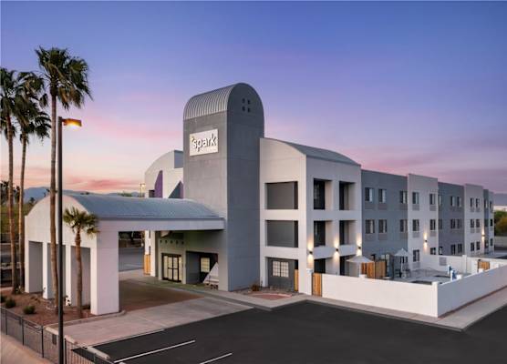 Spark By Hilton Tucson Airport 1