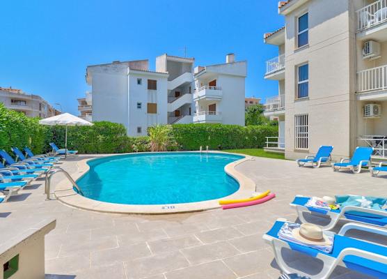 Apartamentos Llevant 1