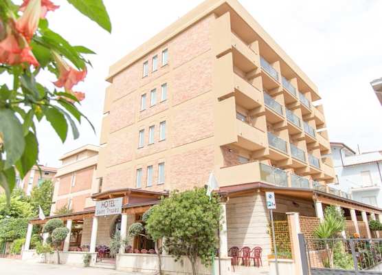 Hotel Saint Tropez - Pineto 1