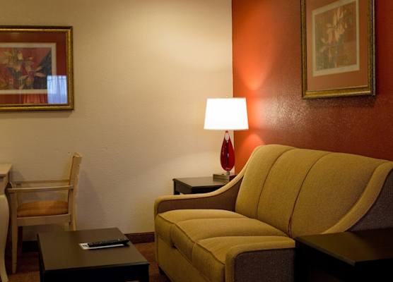 Holiday Inn Express & Suites OXFORD by IHG 1