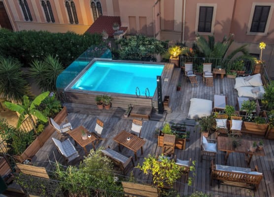 Palm Gallery Hotel 1