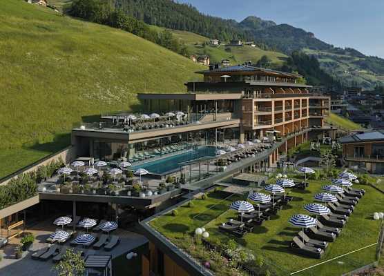 DAS EDELWEISS - Salzburg Mountain Resort 1