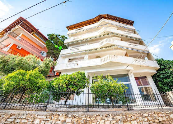 Ideal ApartHotel Saranda 1