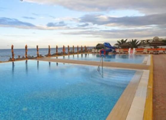 Palmyra Holiday Resort & Spa 1