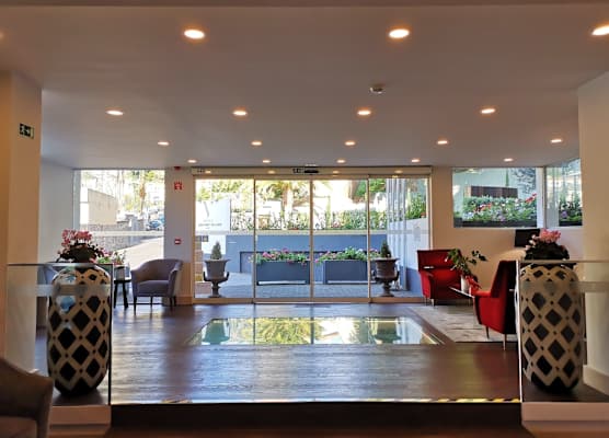 Santa Cruz Village Hotel 1