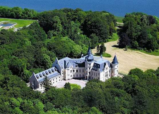 Schlosshotel Ralswiek 1