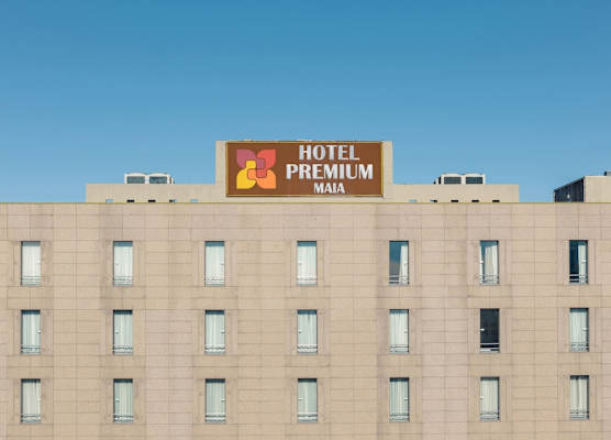 Hotel Premium Porto Maia 1